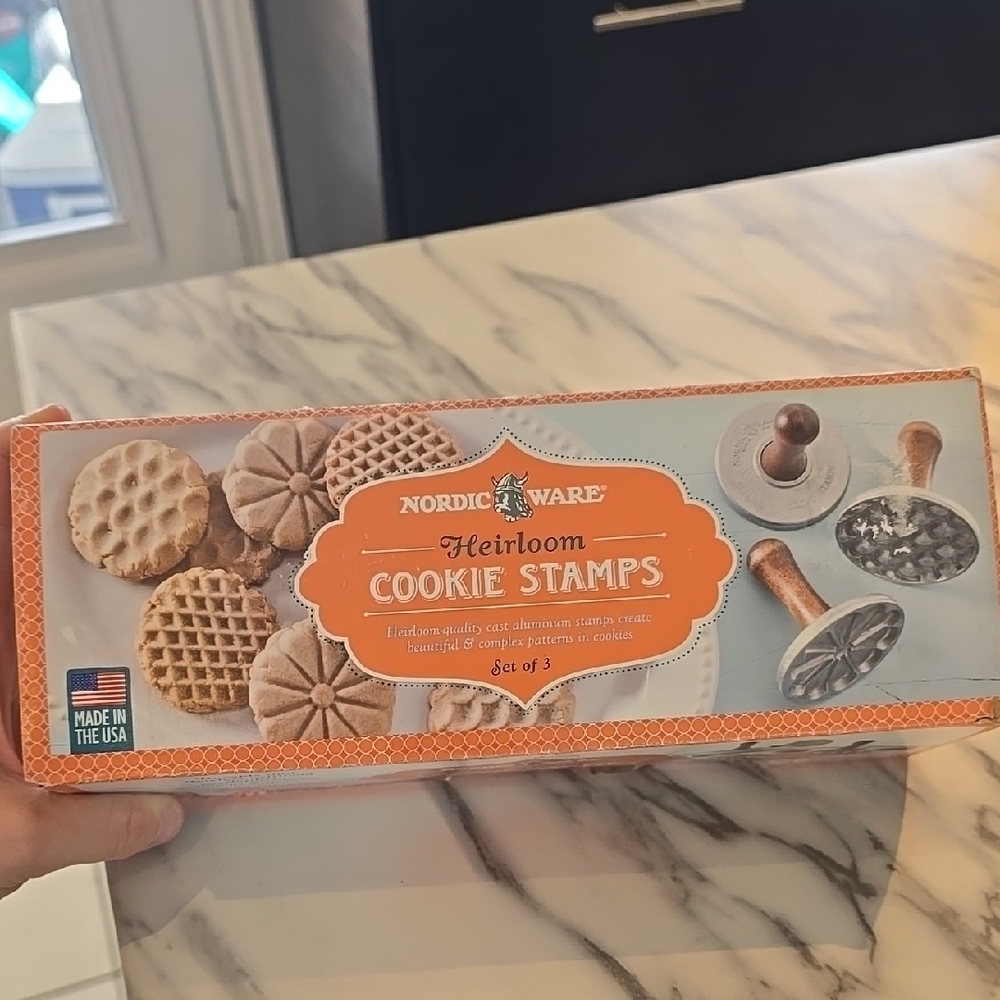 Nordic Ware Heirloom Cookie Stamps Set